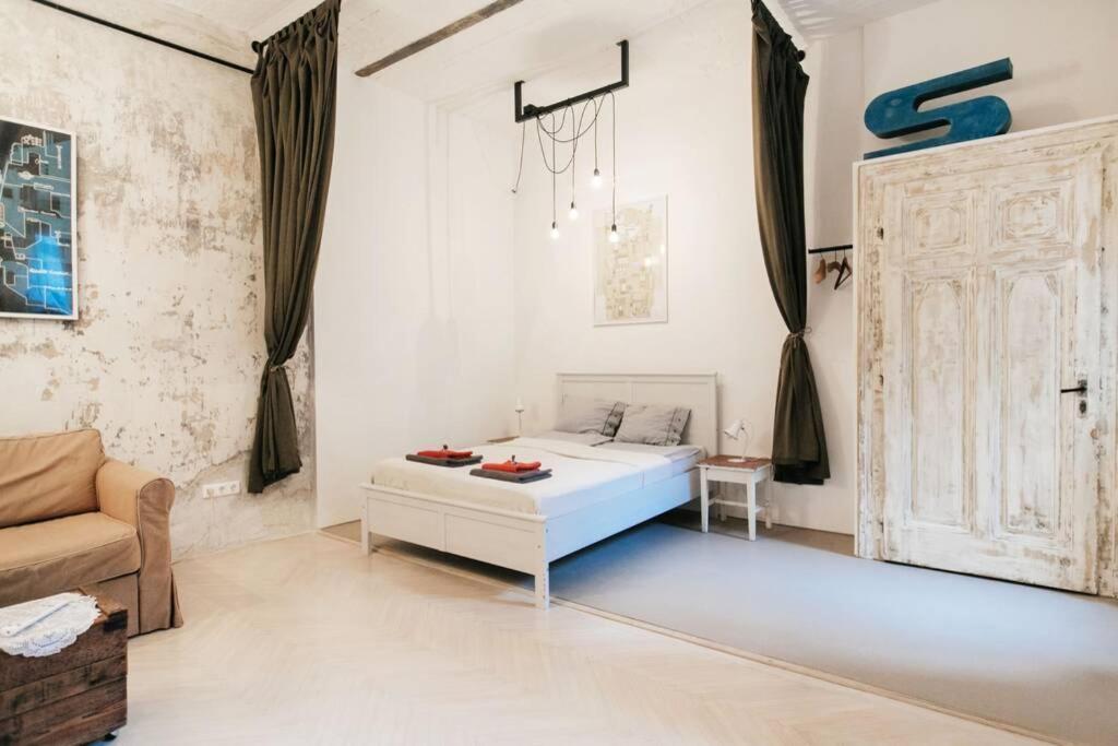 Little Corner At The Historic Jewish District With Ac Appartement Boedapest Buitenkant foto