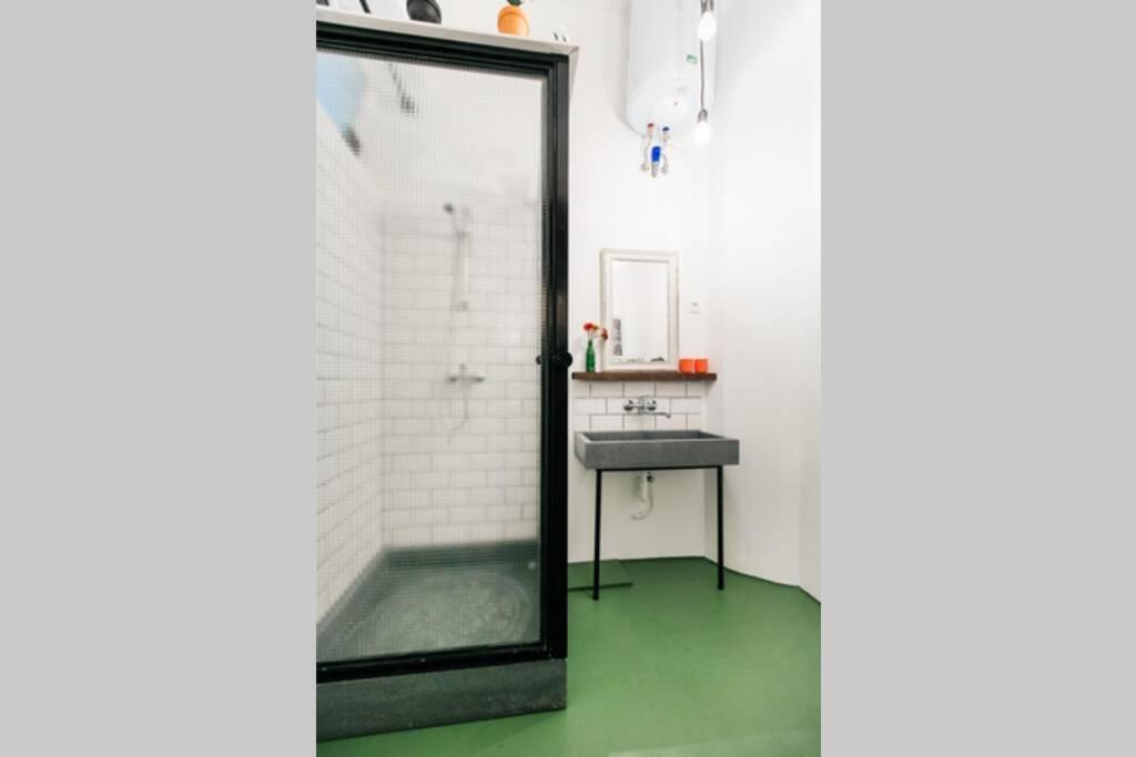 Little Corner At The Historic Jewish District With Ac Appartement Boedapest Buitenkant foto